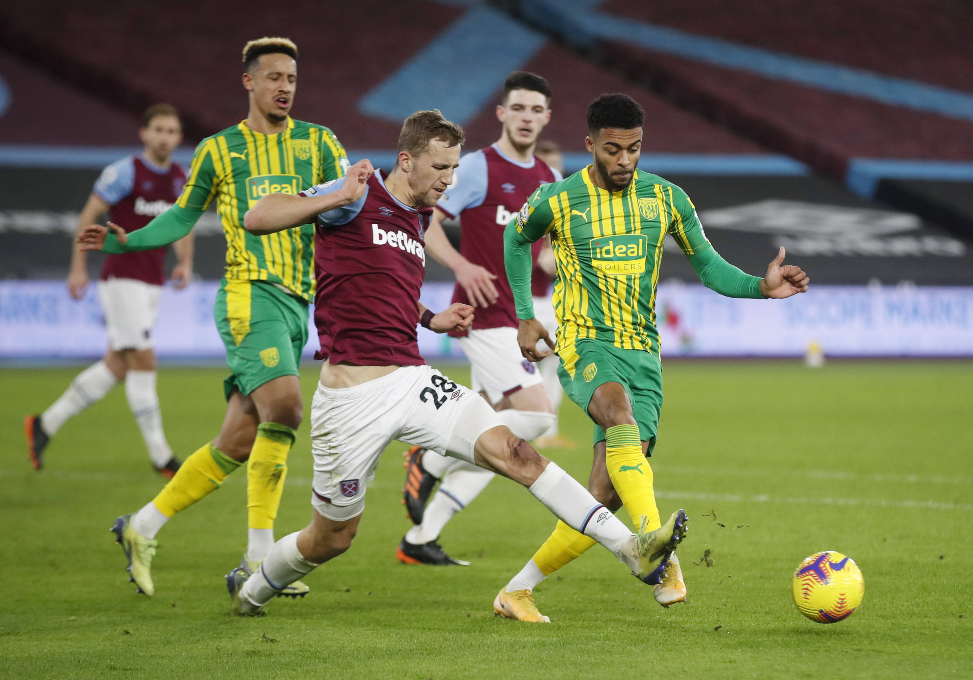 巨大的支持 巨大的支持